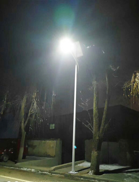 积石山县武山太阳能路灯项目