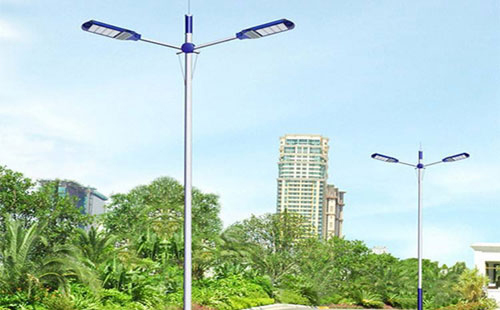 武山太阳能路灯地脚螺栓规格：防止倾倒的关键